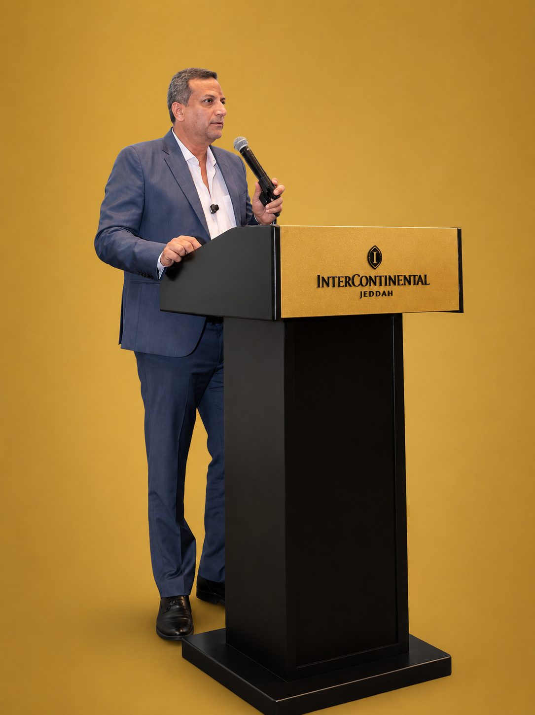 Abid Razvi, Managing Director of Felix Real Estate, speaking at the InterContinental Jeddah
